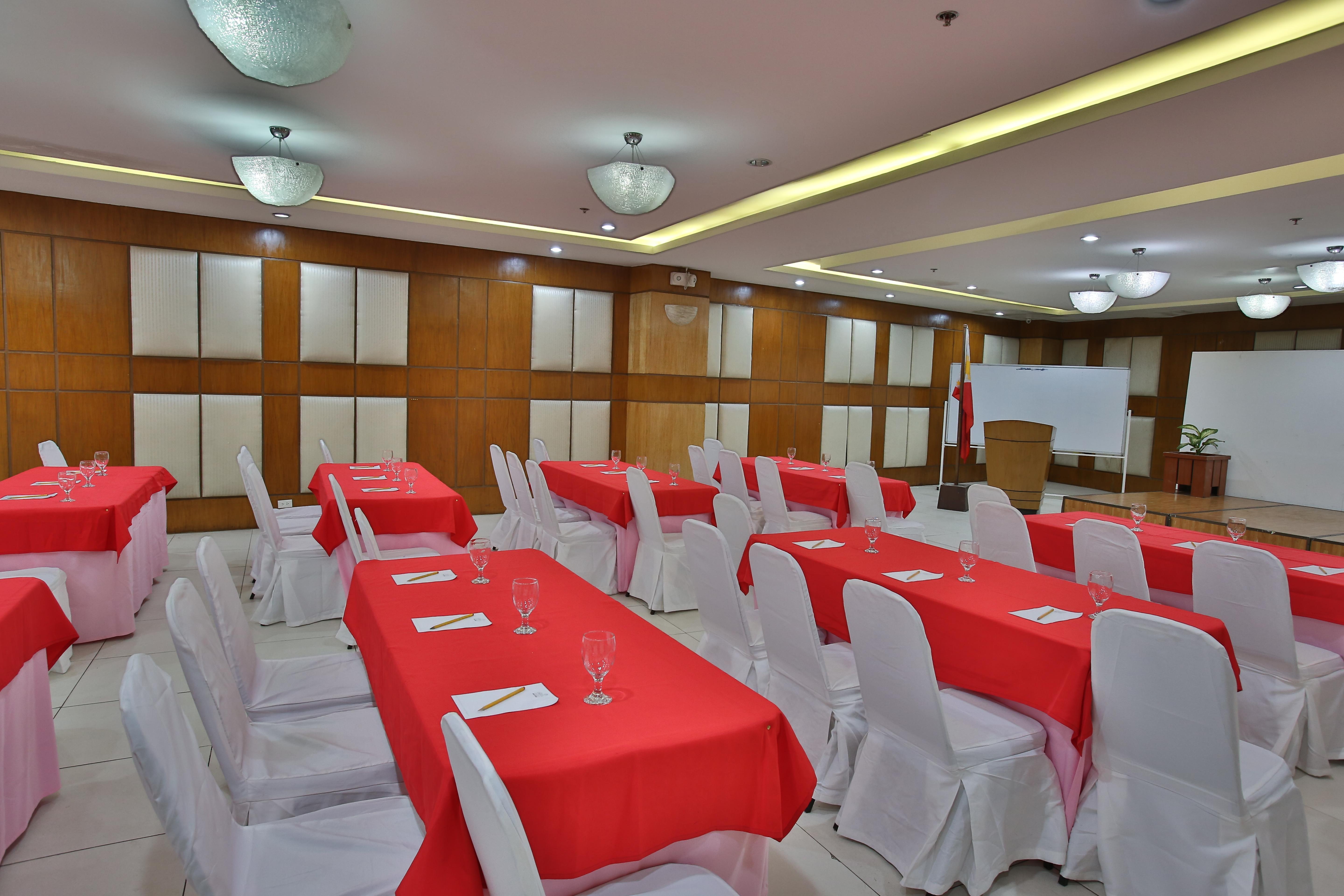 Crown Regency Hotel & Towers セブ市 エクステリア 写真