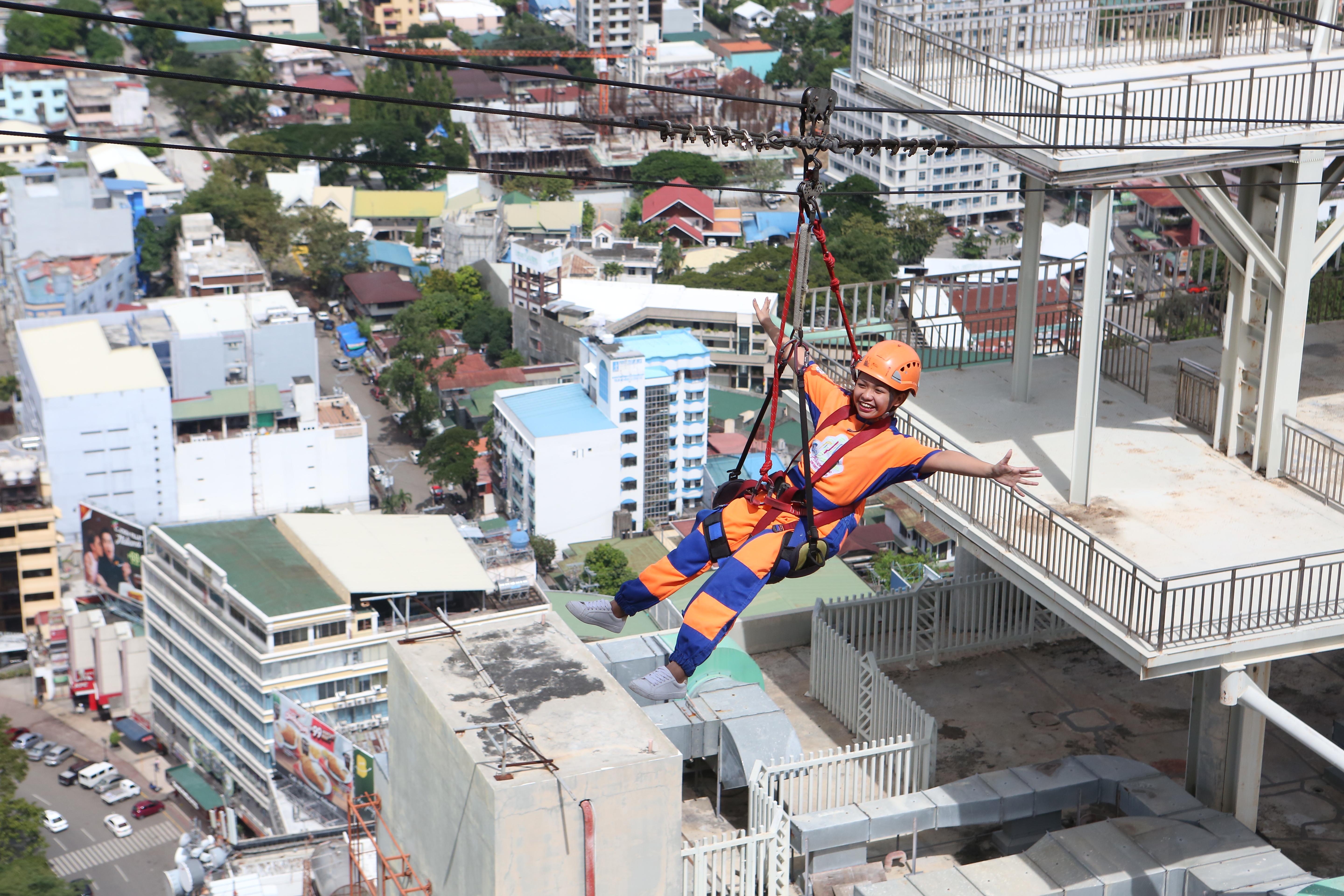 Crown Regency Hotel & Towers セブ市 エクステリア 写真